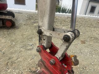 Retroexcavadora Takeuchi TB145