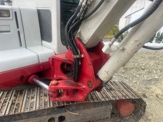 Retroexcavadora Takeuchi TB145