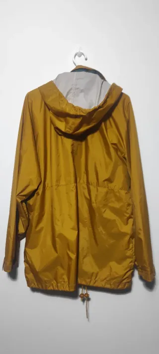 Chubasquero cortavientos boomerang