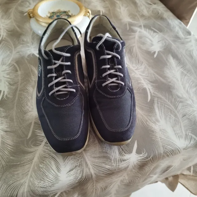 Scarpe sportive blu con logo N