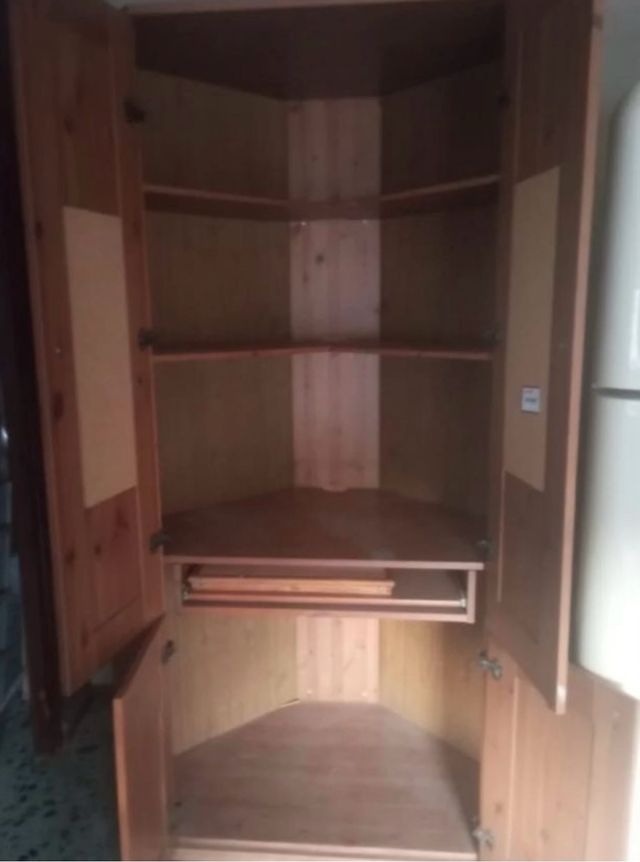 Armario esquinero madera IKEA
