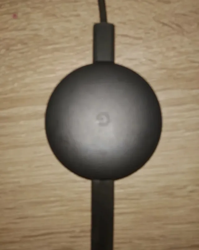 Google Chromecast 
PRECIO NO NEGOCIABLE 