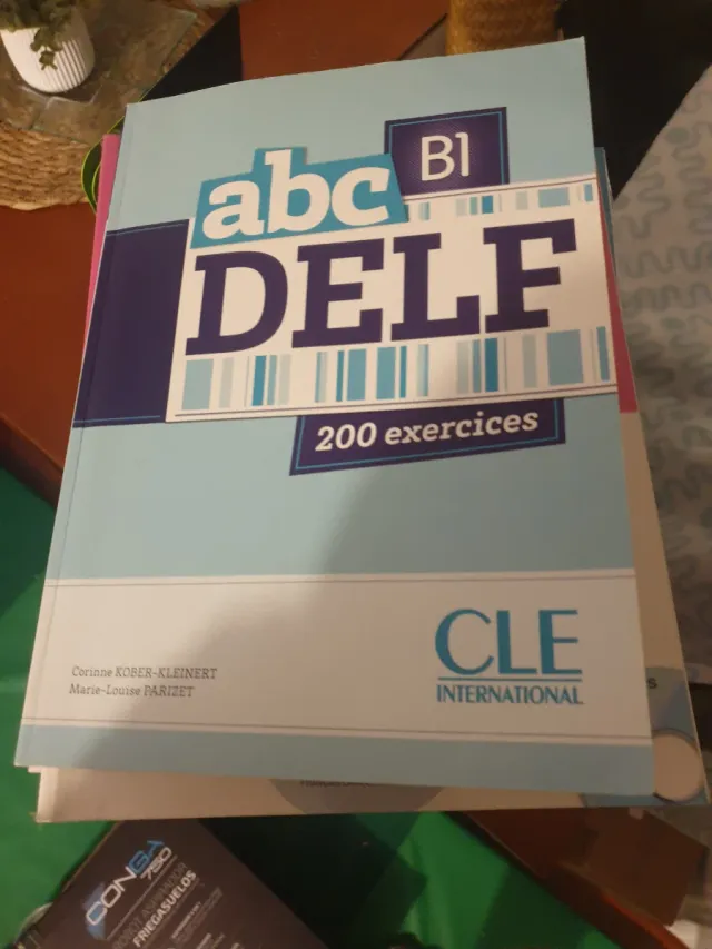 Libro de ejercicios de diferentes partes examen