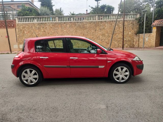 Renault Megane 2.0T 165CV