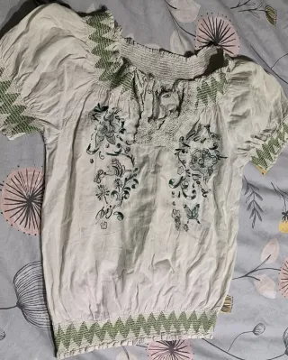 Blusa bordada Desigual mujer