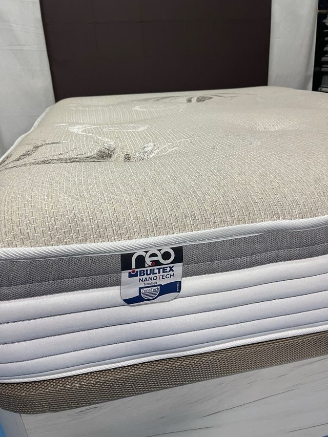 Letto pieghevole e materasso in memory foam 150x1