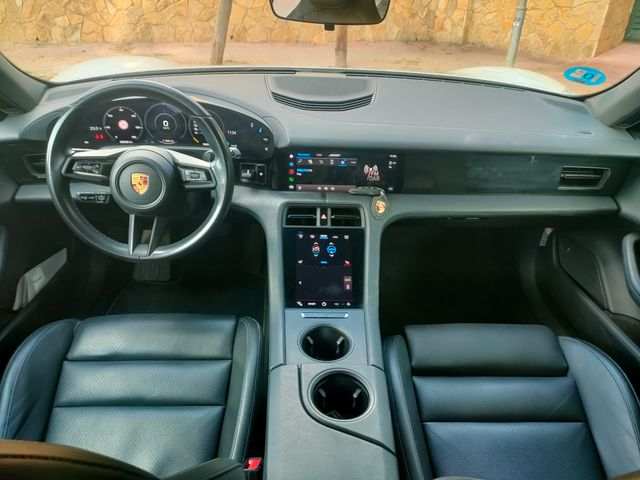 Porsche Taycan Performance Plus