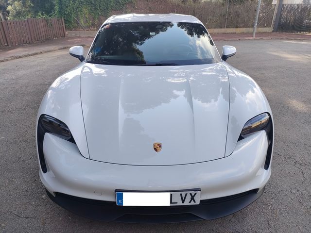 Porsche Taycan Performance Plus