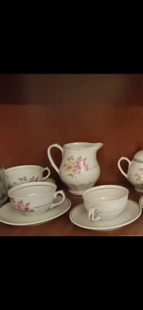 Juego de café porcelana flores rosas