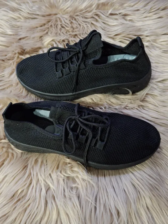 Zapatillas deportivas negras talla 39