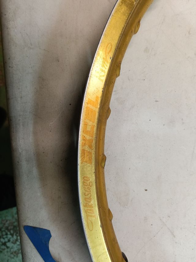 Llanta Excel Dorada Delantera 21