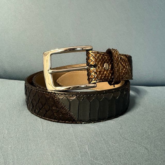 Cintura artigianale vera pelle pitone fibbia