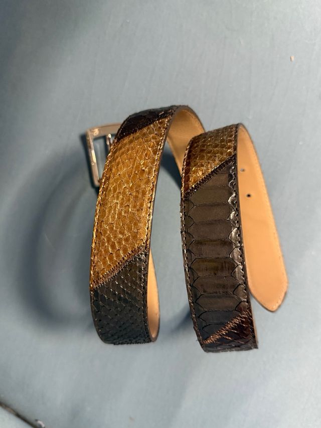 Cintura artigianale vera pelle pitone fibbia