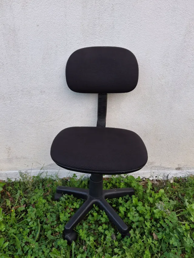 Silla de escritorio negra