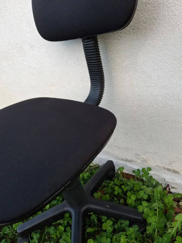Silla de escritorio negra