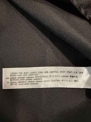 Vestido negro Zara con bordado