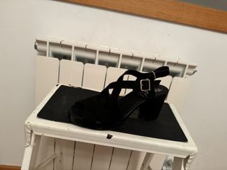 Sandalias Plumers Negras Tacón Medio  vestir