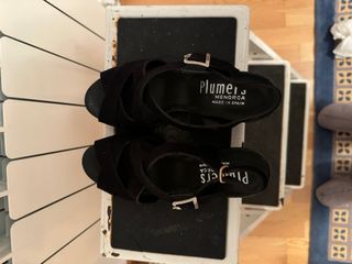 Sandalias Plumers Negras Tacón Medio  vestir