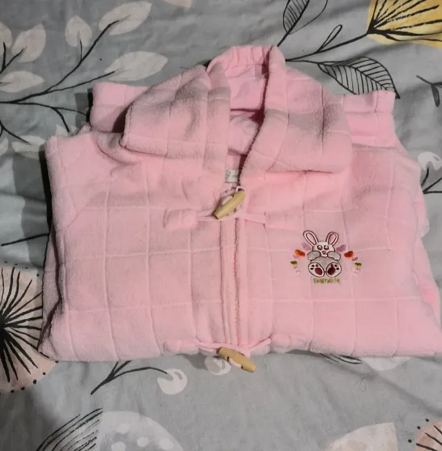 Buzo rosa suave para bebé talla 50 / 56