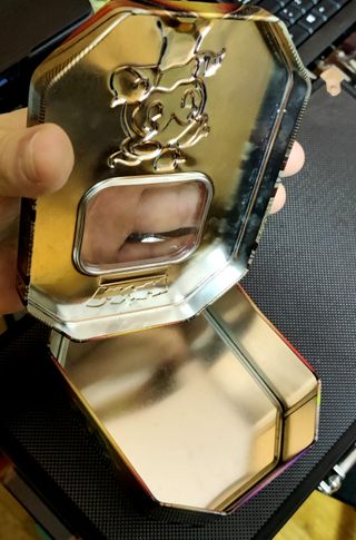 Pokémon - Scatola di latta vuota, Tin da collezion