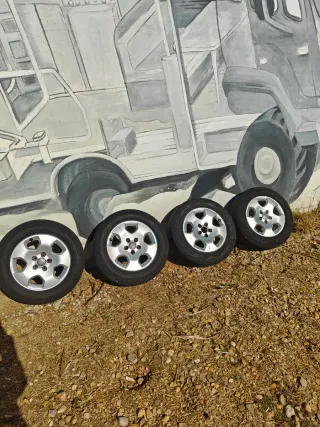 Llantas Audi con Neumáticos