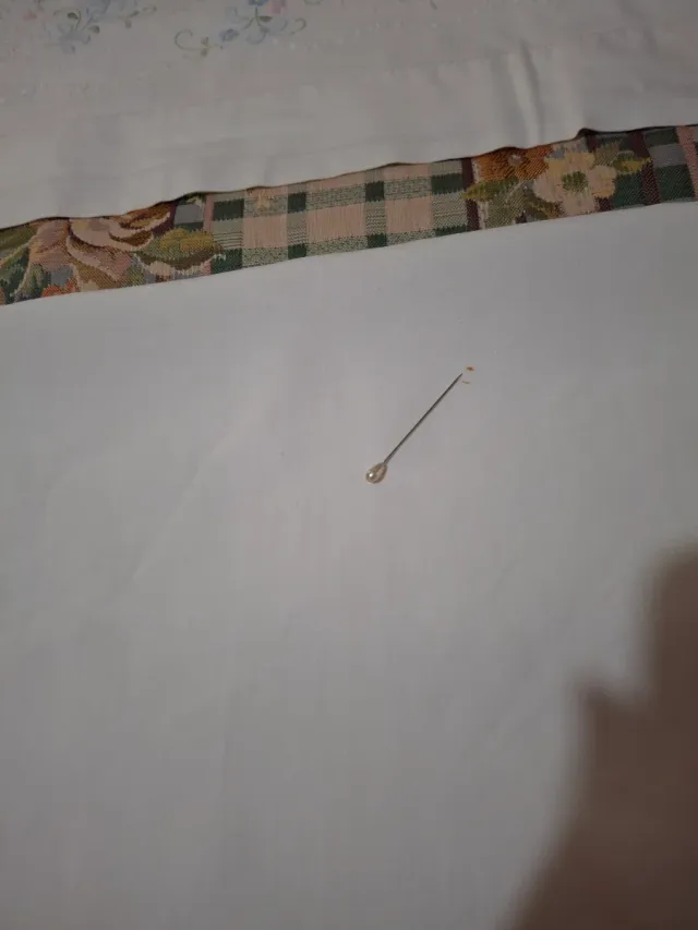 Sábana bordada a mano para cama de 150cm