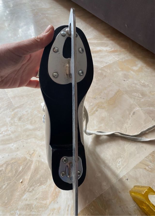 Pattini ghiaccio misura 5