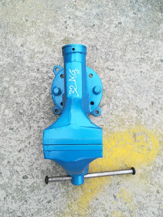 Tornillo de banco IRIMO