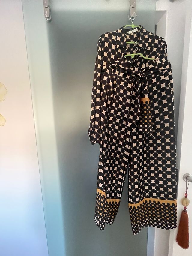 Conjunto Pantalón y Camisa Estampado