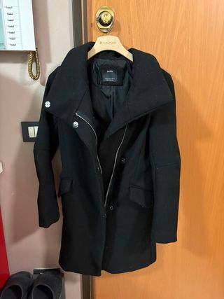 Cappotto nero Bershka
