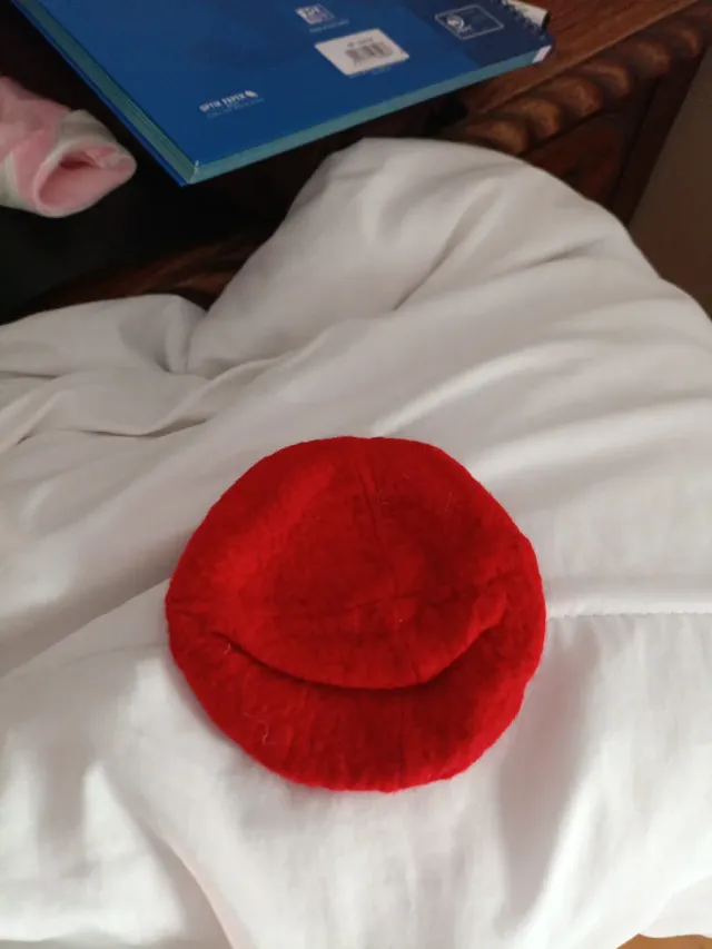 Falda y boina Nancy años 70