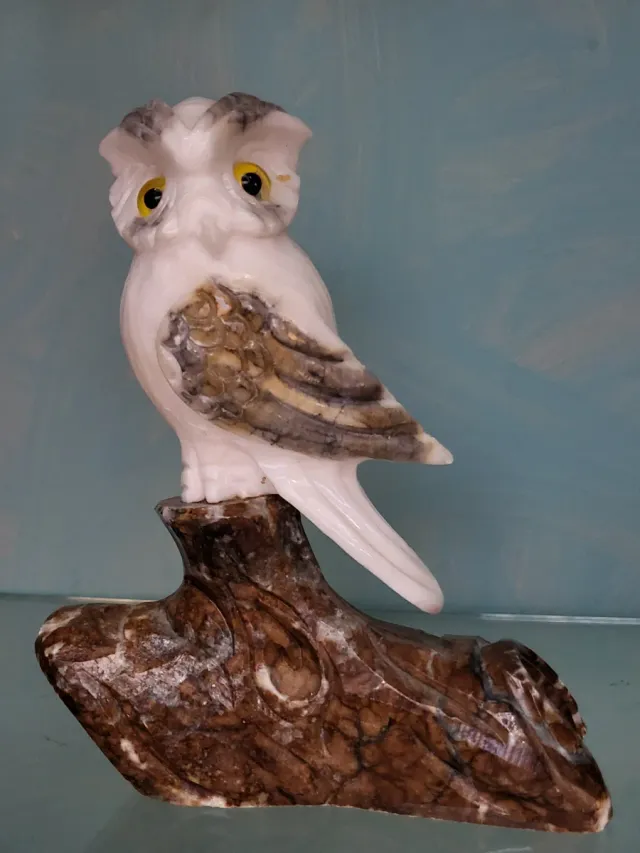 Búho de Alabastro