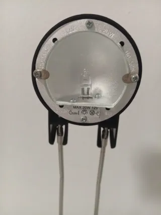 Lampada da tavolo IKEA nera