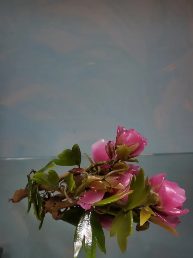 Ramito de flores y hojas jade decorativo