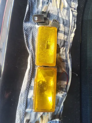 Coppia Faretti Fendinebbia Bosch Gialli