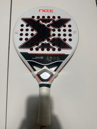 Pala pádel Nox ML10 Quantum 2025