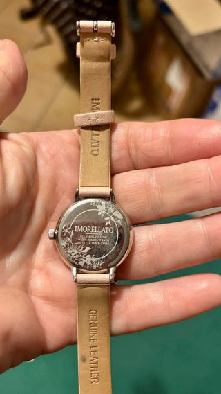 Orologi vintage neri e rosa