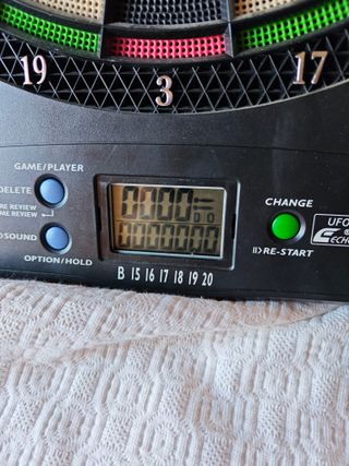 Diana Electrónica UFO-88 + Accesorios juego dardos