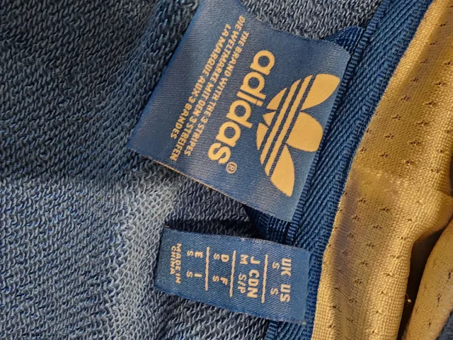 Sudadera Adidas sin mangas