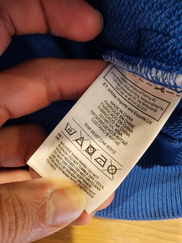 Sudadera Adidas sin mangas