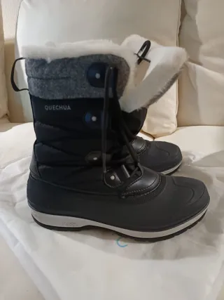 Botas de nieve Quechua negras y grises