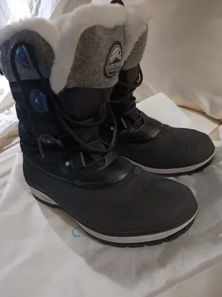 Botas de nieve Quechua negras y grises