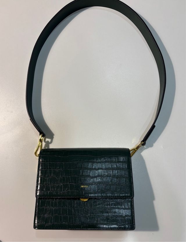 Bolso JW PEI verde efecto piel cocodrilo
