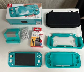 Nintendo Switch Lite + Accesorios