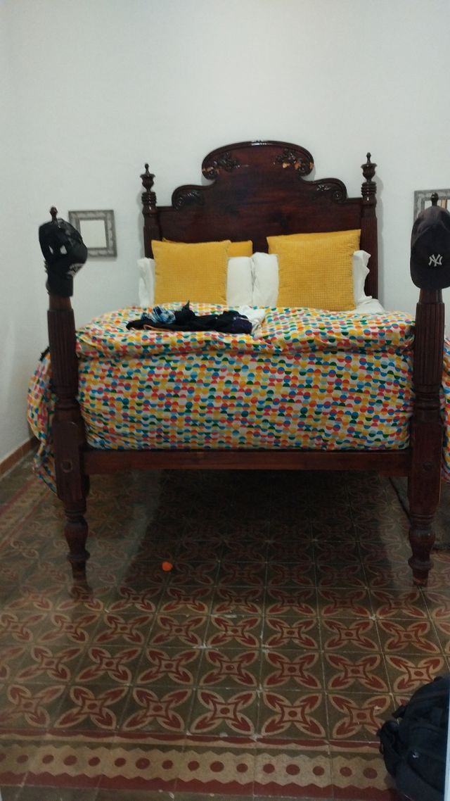 Cama Matrimonio Madera y Tela