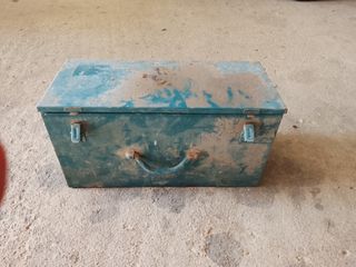 Cassetta in metallo , per arredo esterni