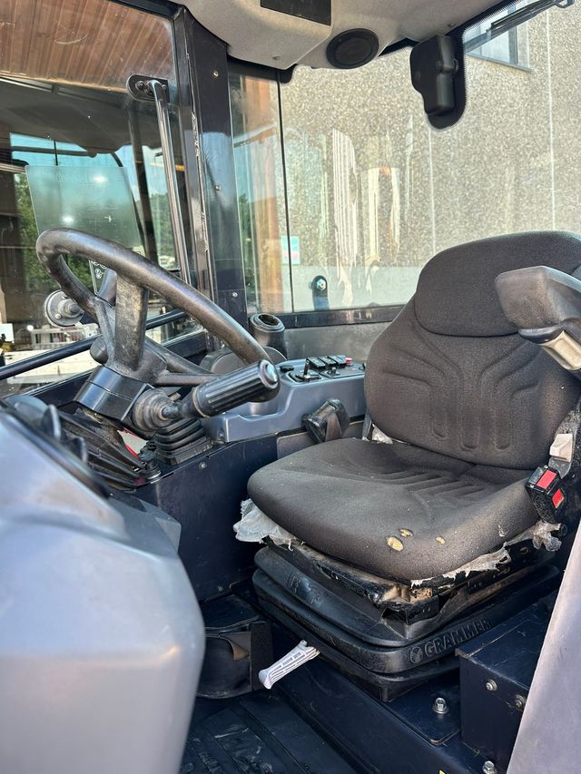 ***RESERVADA***KUBOTA R065***PALA CARGADORA**