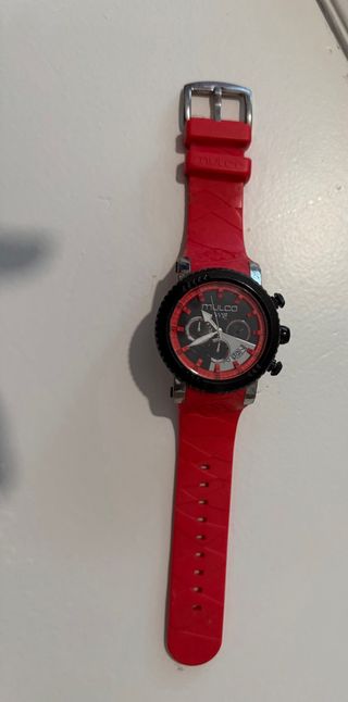 Reloj Mulco Negro y Rojo