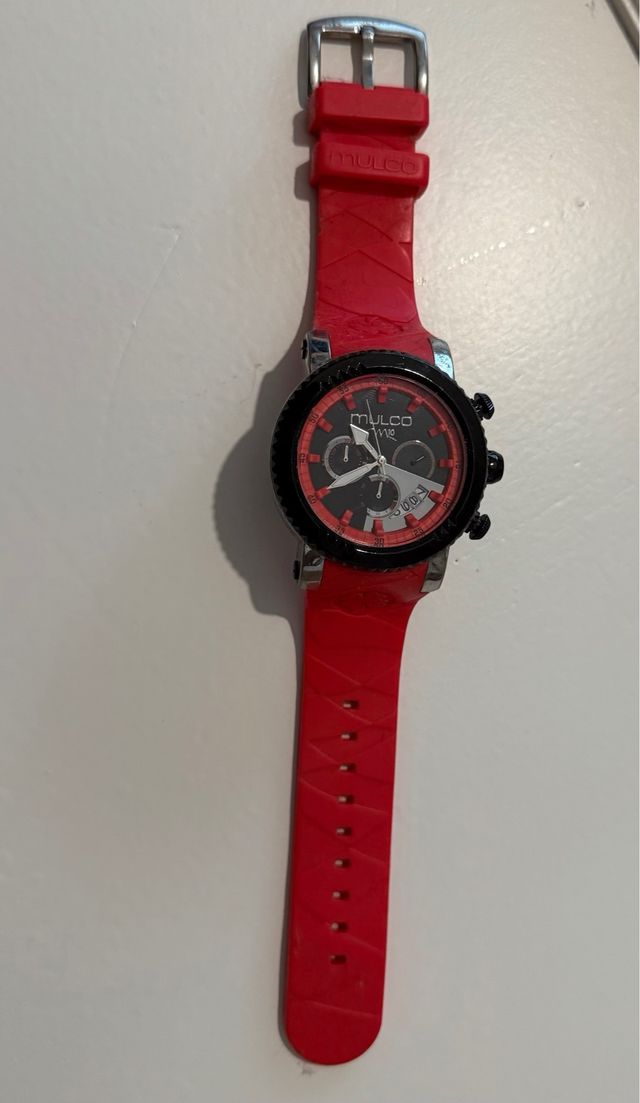 Reloj Mulco Negro y Rojo