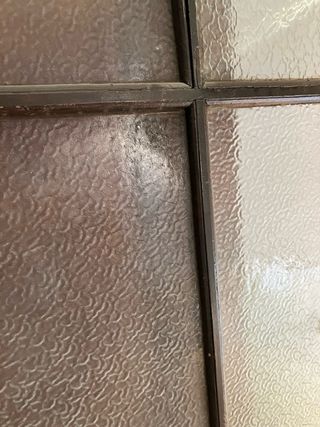 Puerta antigua madera y cristal